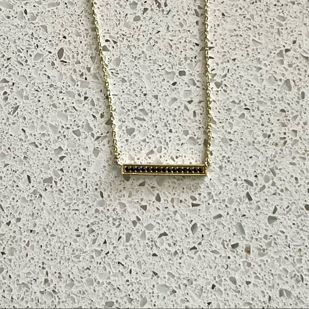 Kendra Scott dainty bar necklace